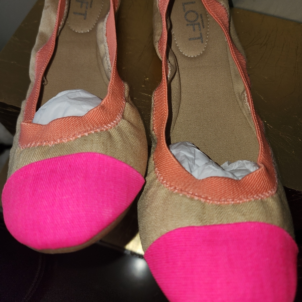 Ann Taylor Loft Ballet Flats color salmon rose